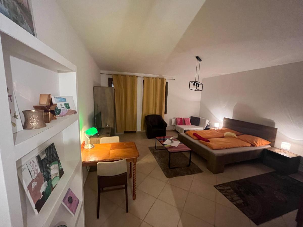 Aparthotel Bella Mía Komárno Exterior foto